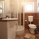 דירה Pupa 120 M2 Center *