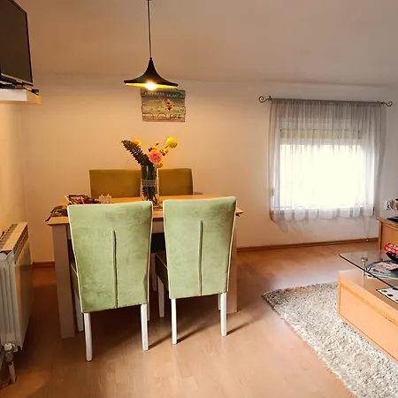 Pupa 120 M2 Center Апартаменты Сараево