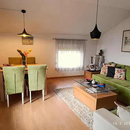Pupa 120 M2 Center * Сараево