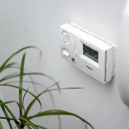 Pupa 120 M2 Center شقة *