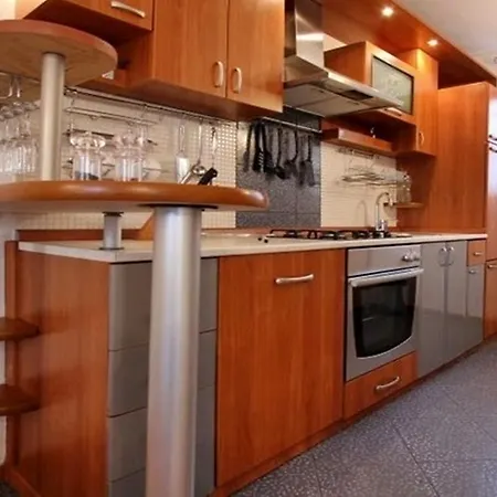 Апартаменты Pupa 120 M2 Center Сараево