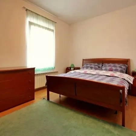 Apartment 120 M2 Center